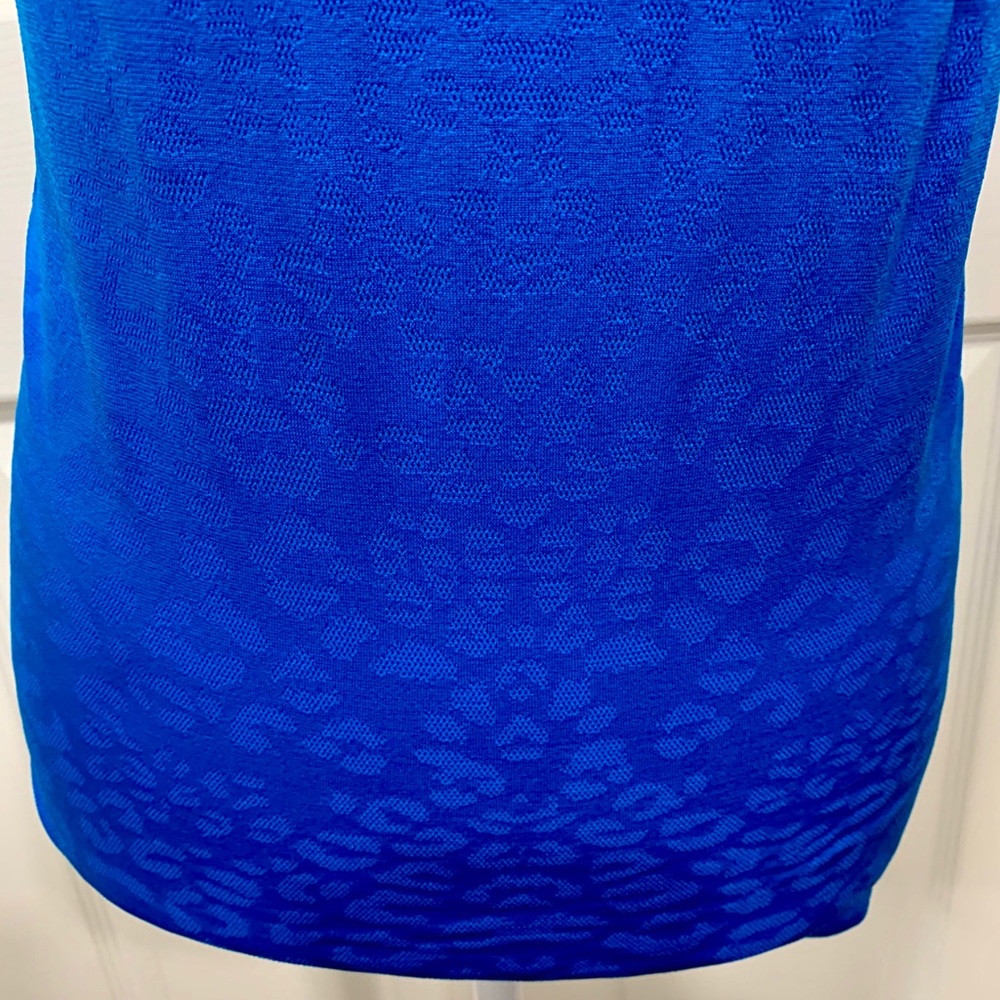 Exercise Top - Picture 2 of 5